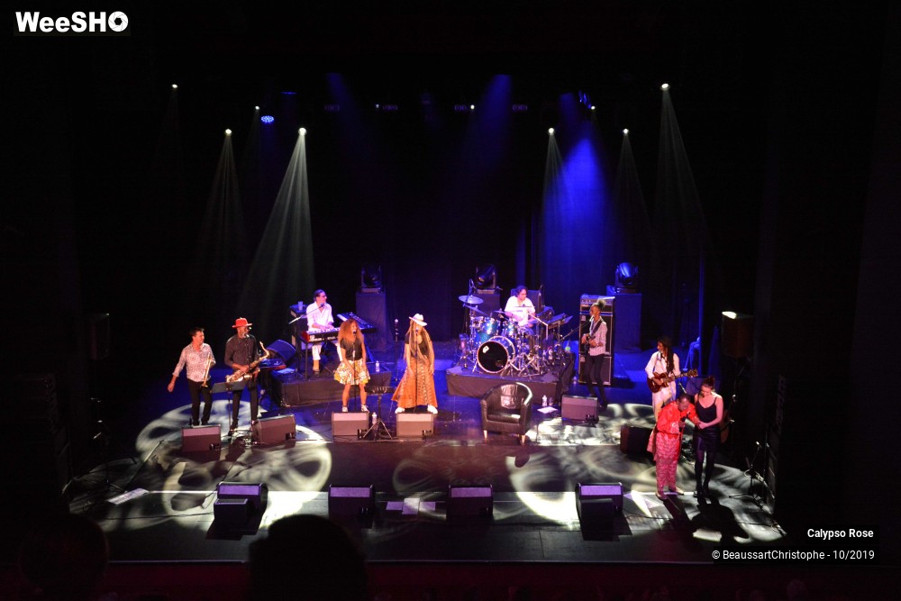 30/36 photos du spectacle Calypso Rose