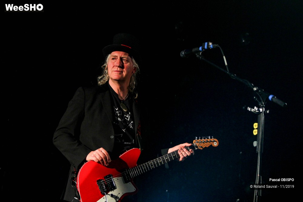 28/50 photos du spectacle Pascal Obispo