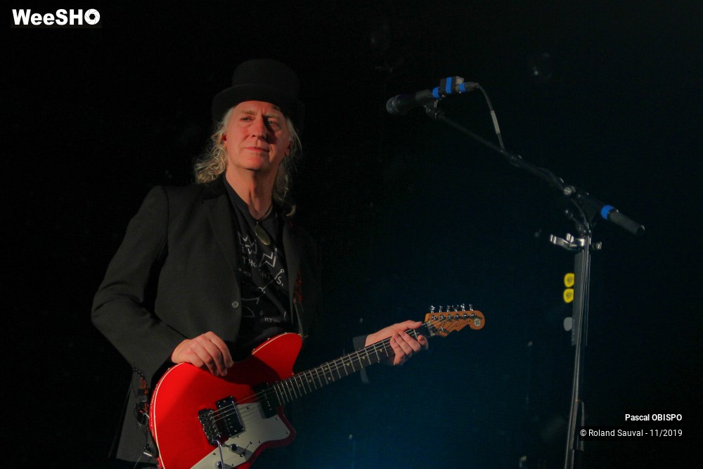 45/50 photos du spectacle Pascal Obispo