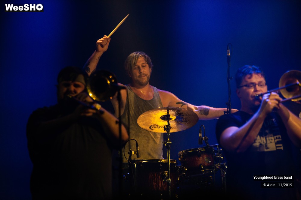 1/17 photos du spectacle Youngblood brass band