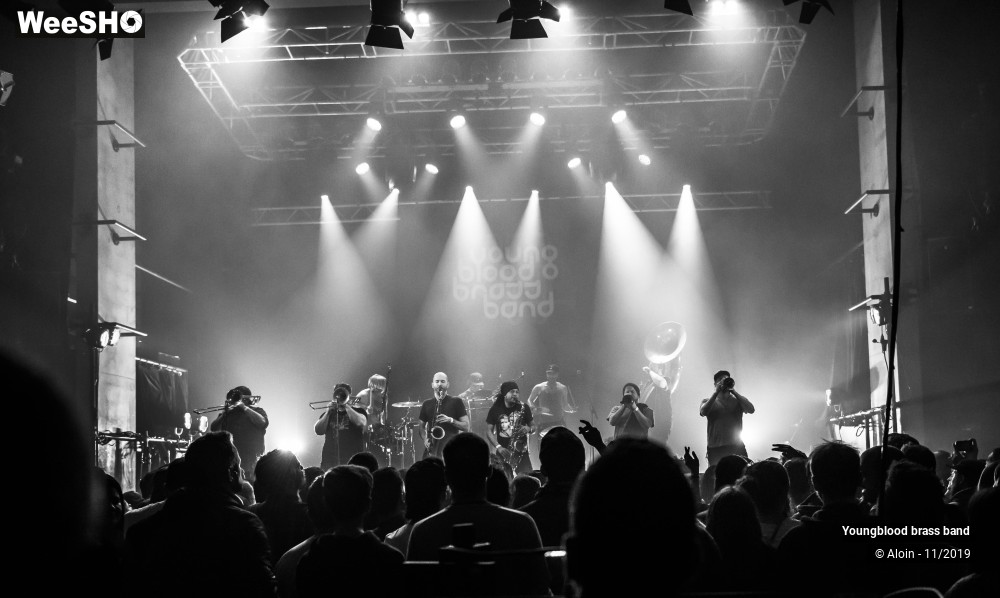 13/17 photos du spectacle Youngblood brass band