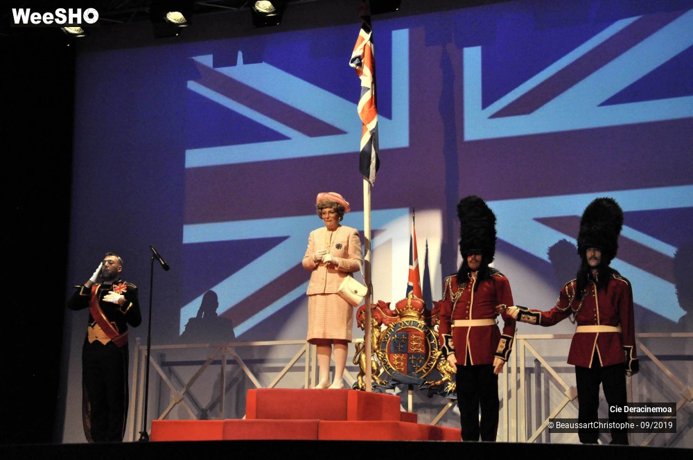 32/35 photos du spectacle The Queen French World Tour