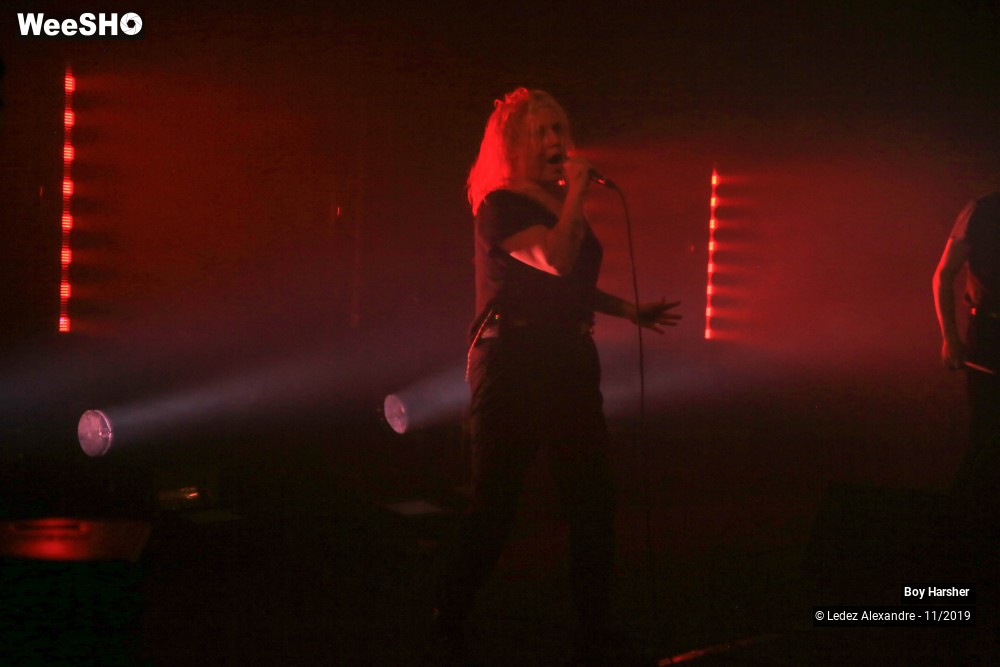 11/31 photos du spectacle Boy Harsher