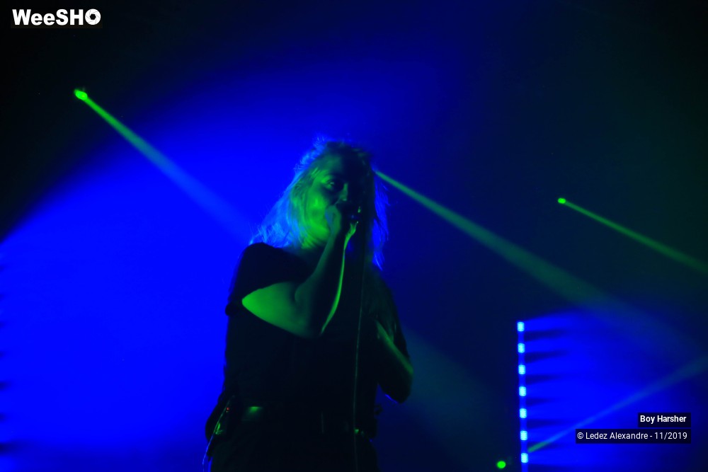 16/31 photos du spectacle Boy Harsher