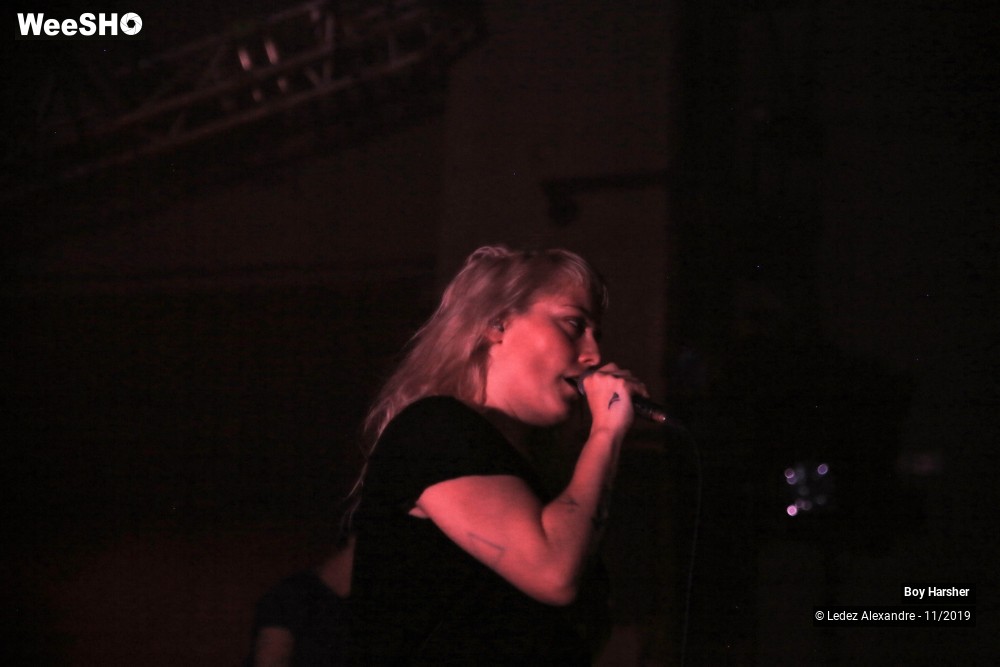 19/31 photos du spectacle Boy Harsher