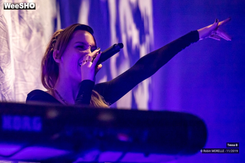 24/50 photos du spectacle Tessa B