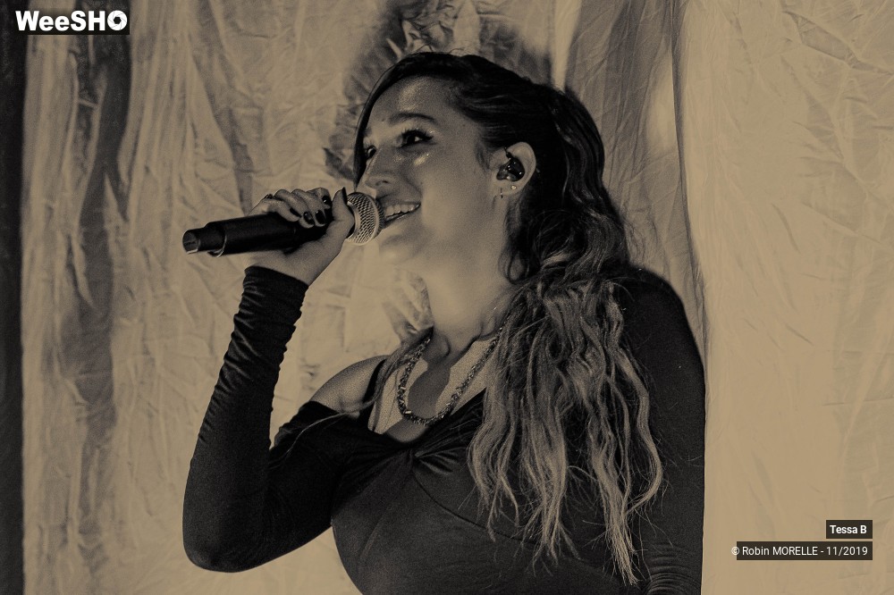 40/50 photos du spectacle Tessa B