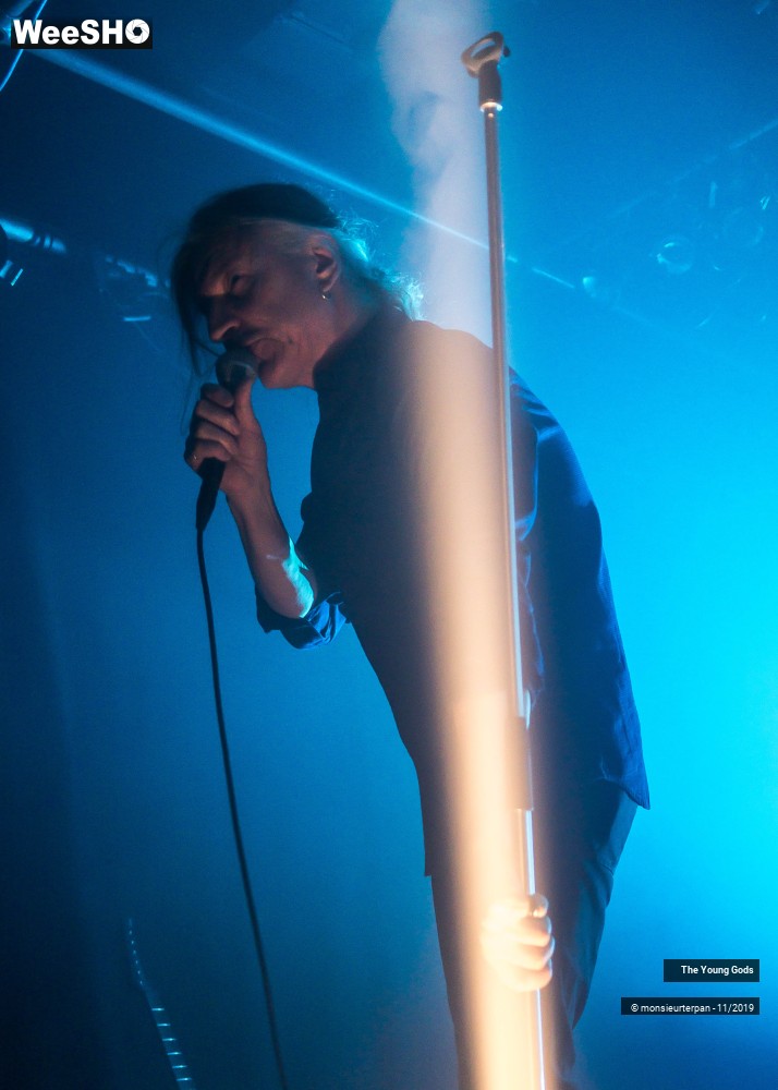 17/29 photos du spectacle The Young Gods
