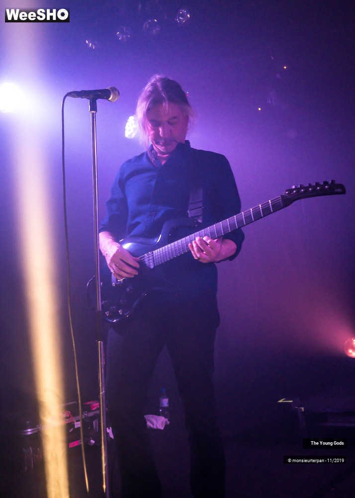 18/29 photos du spectacle The Young Gods