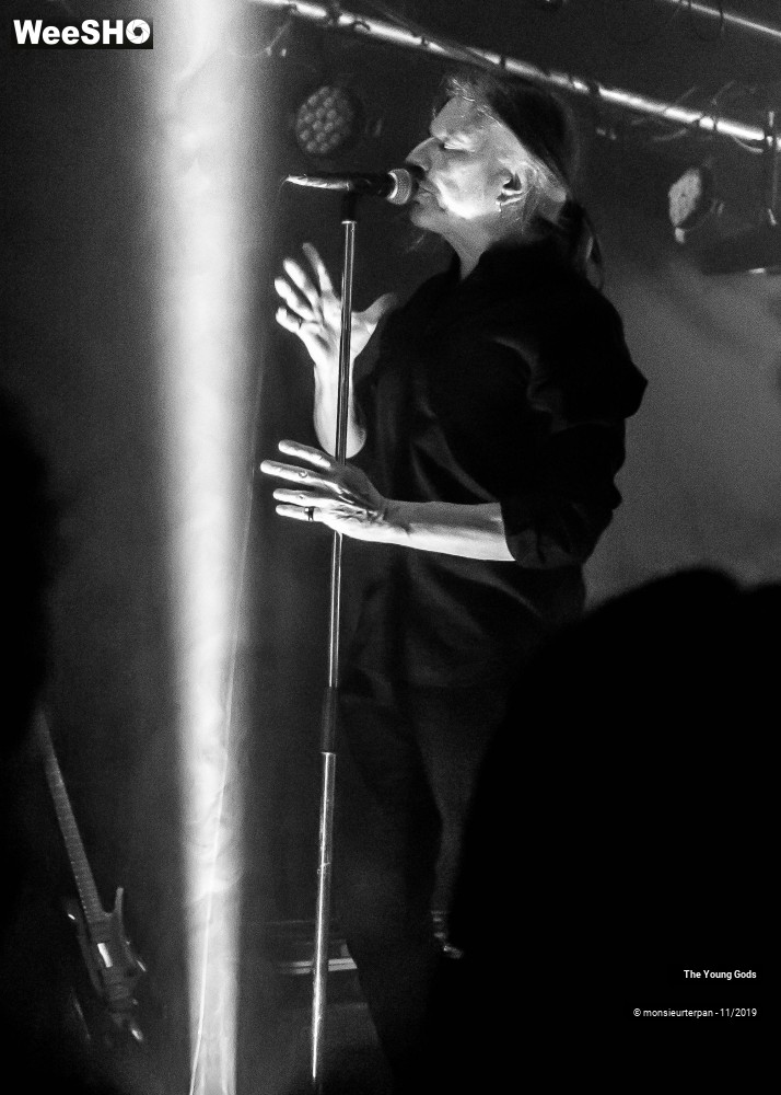 19/29 photos du spectacle The Young Gods