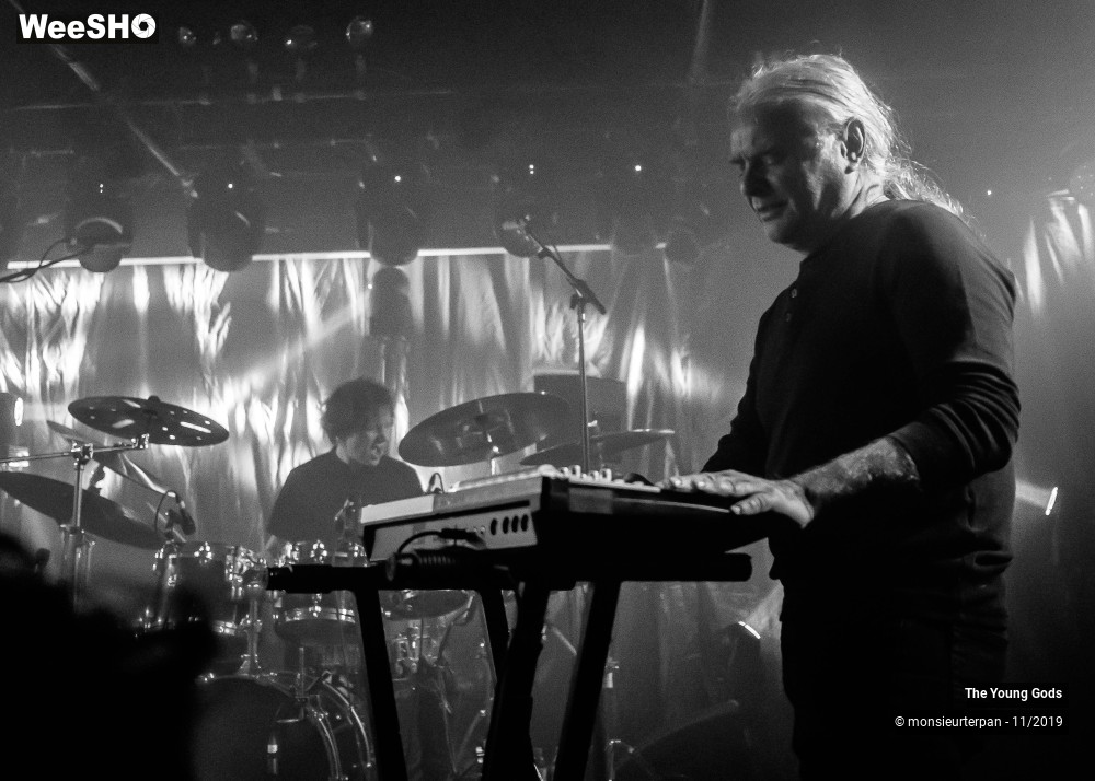 25/29 photos du spectacle The Young Gods