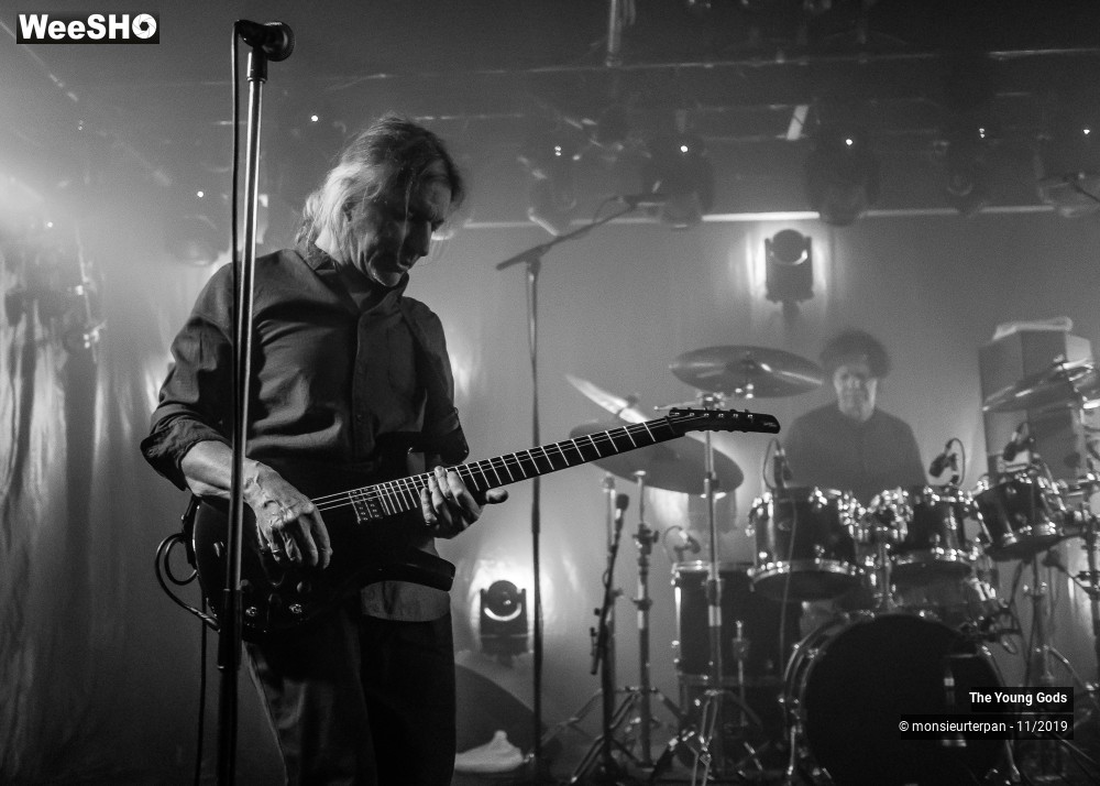 26/29 photos du spectacle The Young Gods