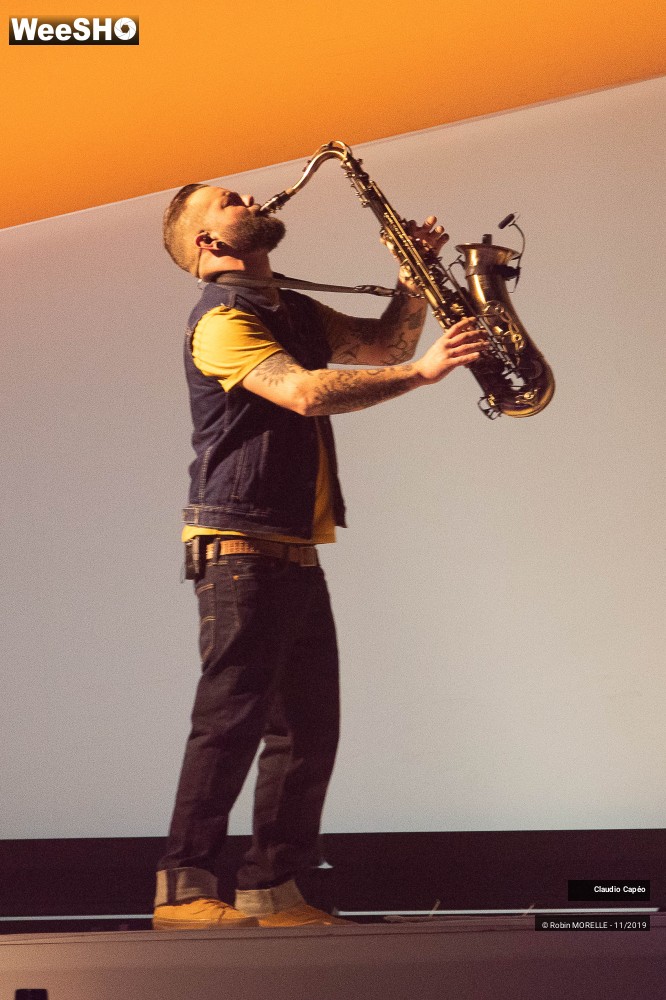 10/41 photos du spectacle Claudio Capéo