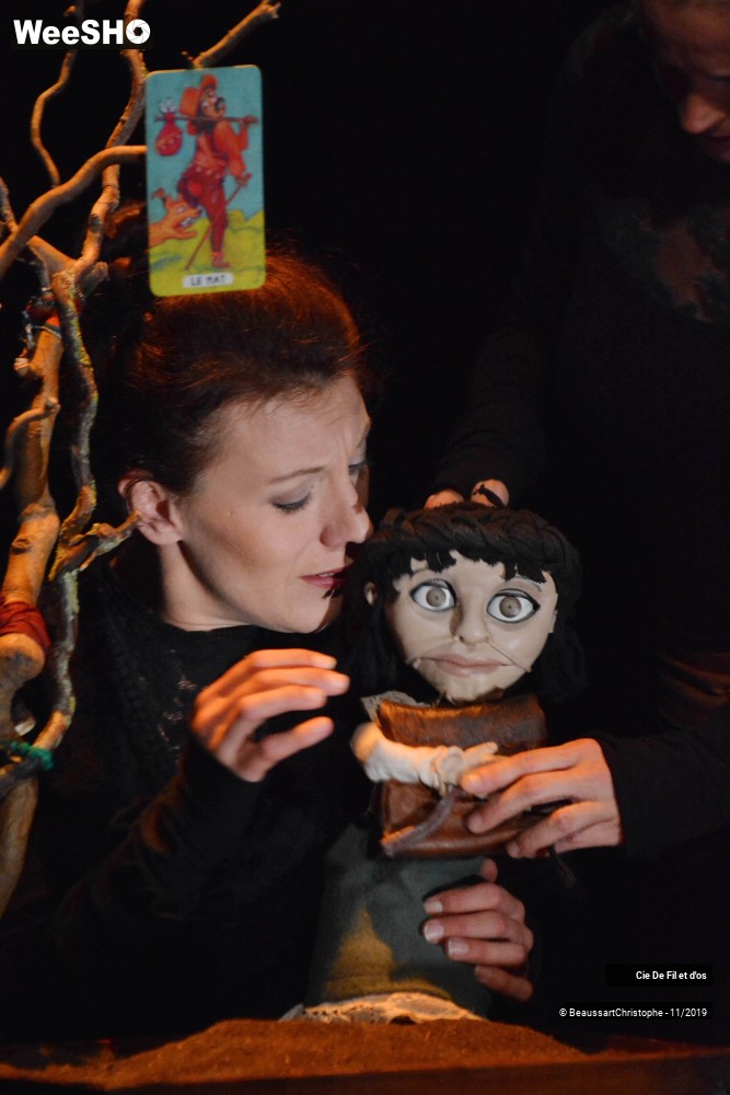 1/46 photos du spectacle La mangeuse de terre