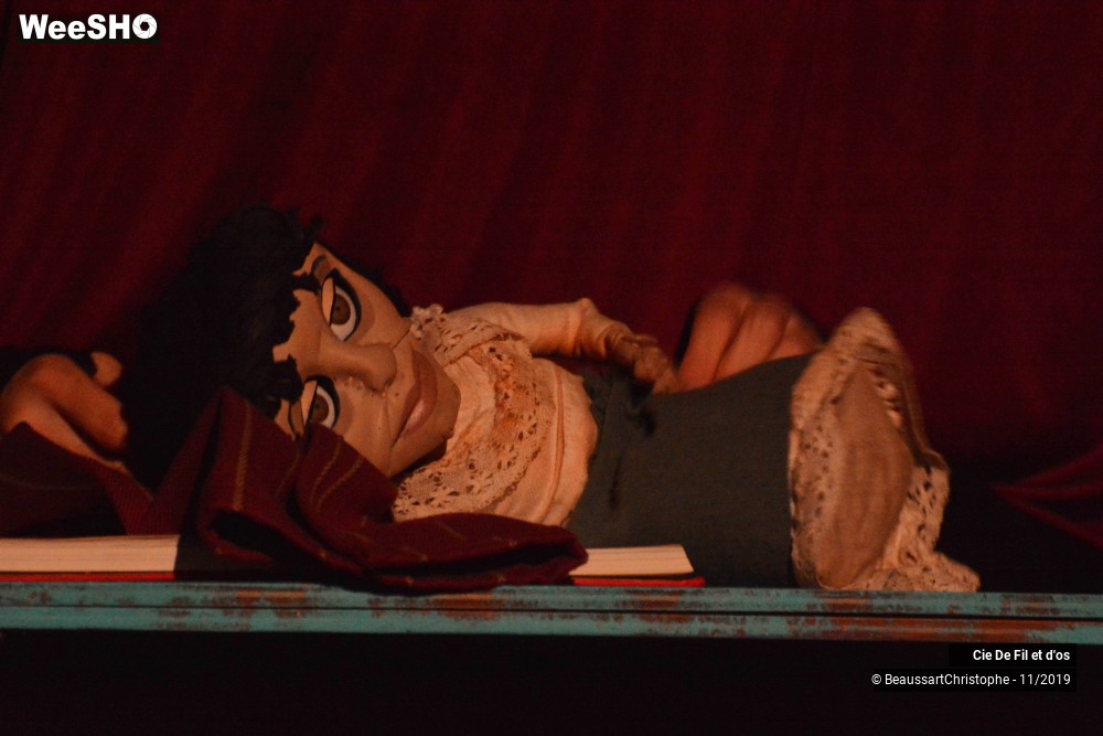 14/46 photos du spectacle La mangeuse de terre