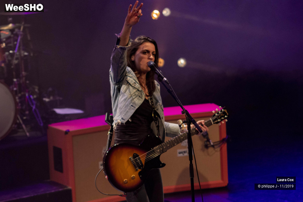 4/16 photos du spectacle Laura Cox