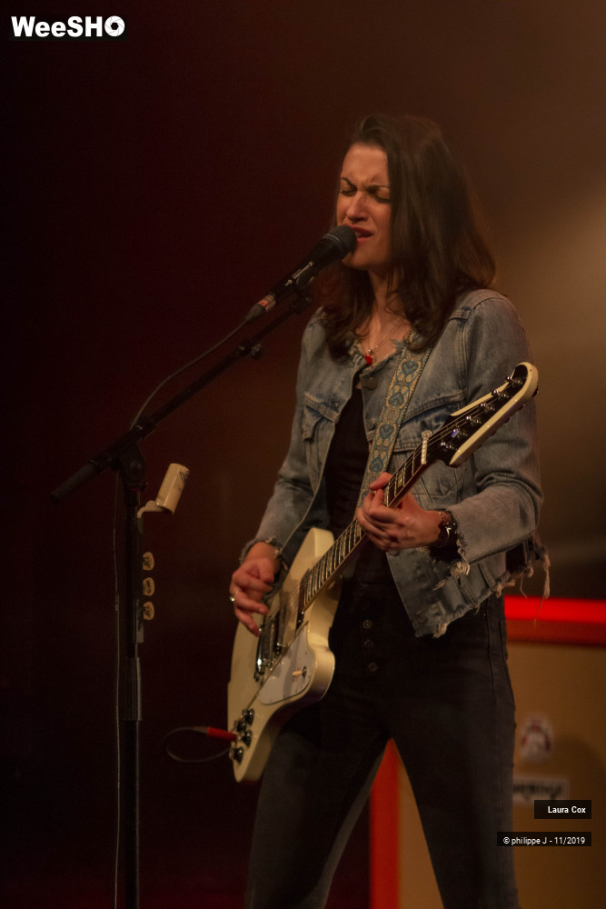 13/16 photos du spectacle Laura Cox