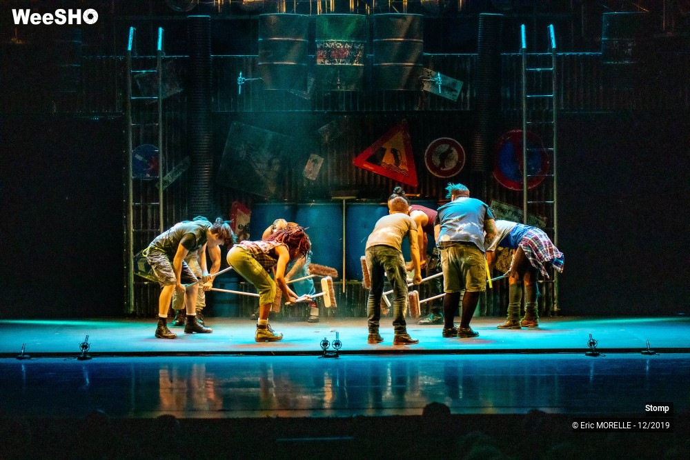 2/50 photos du spectacle Stomp