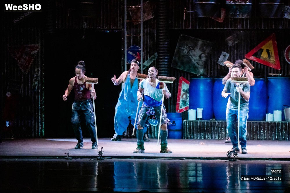 22/50 photos du spectacle Stomp