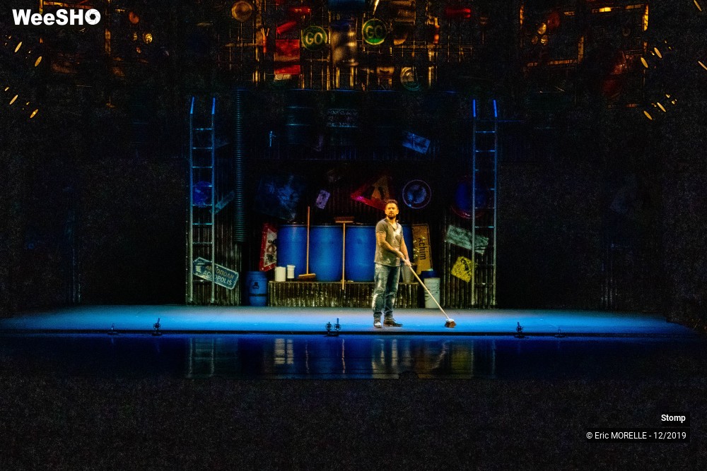 46/50 photos du spectacle Stomp