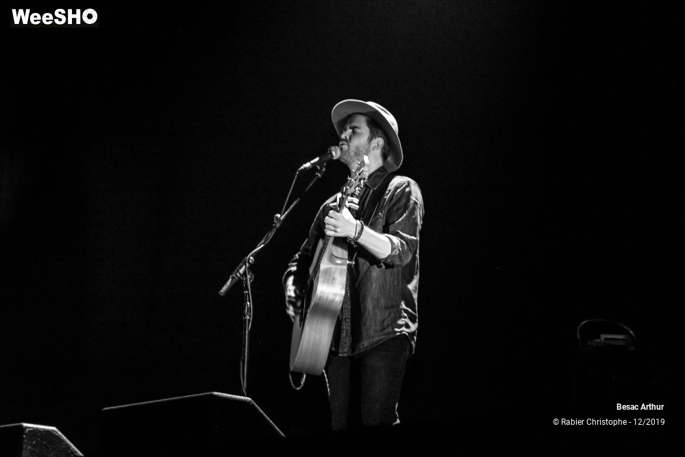 4/9 photos du spectacle Besac Arthur