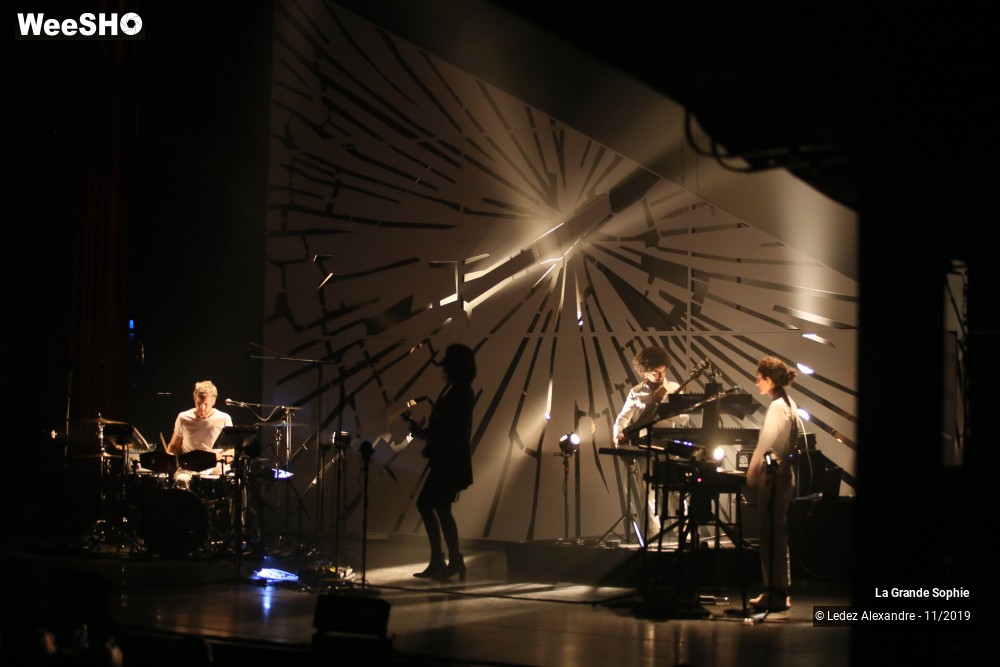 7/7 photos du spectacle La Grande Sophie