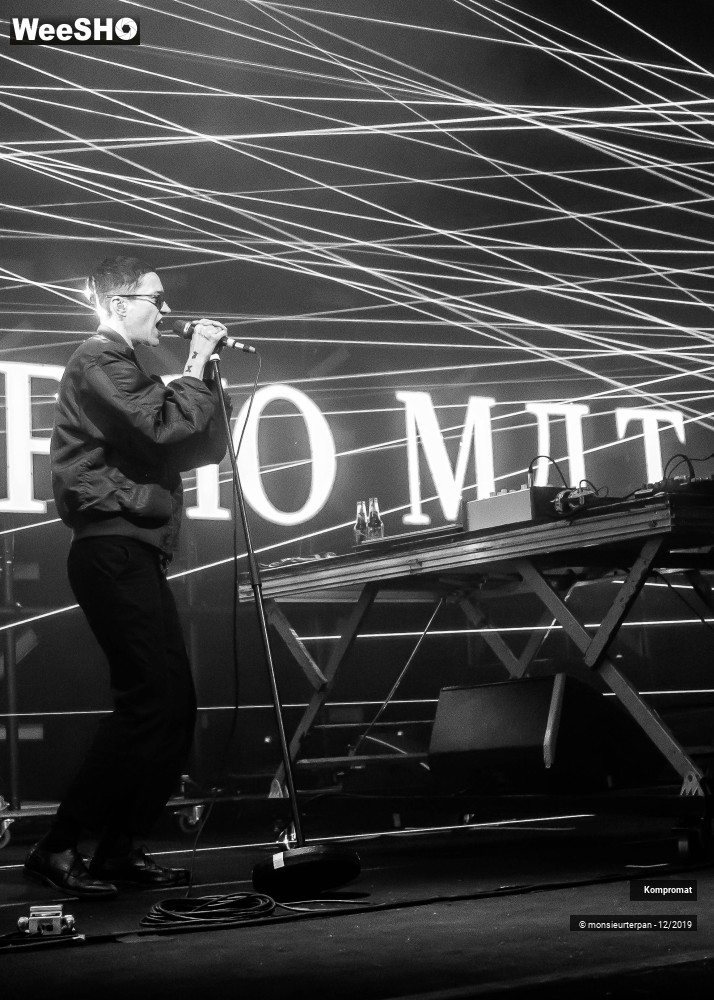 3/28 photos du spectacle Kompromat