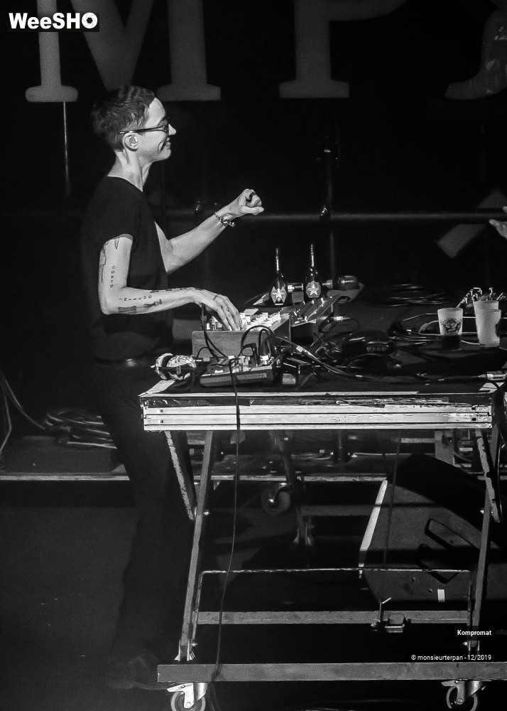 10/28 photos du spectacle Kompromat