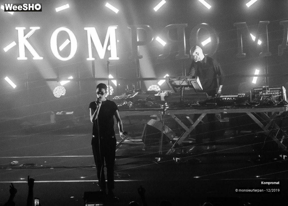 18/28 photos du spectacle Kompromat