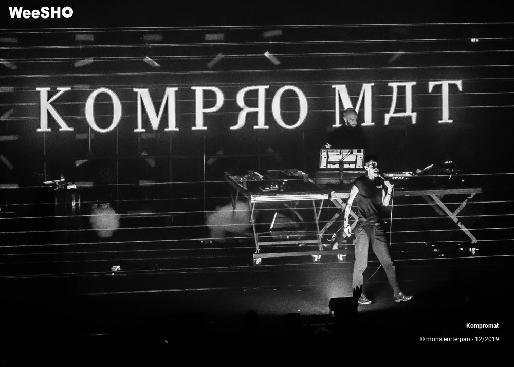 23/28 photos du spectacle Kompromat