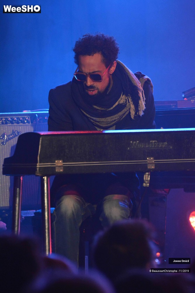 9/51 photos du spectacle Jowee Omicil