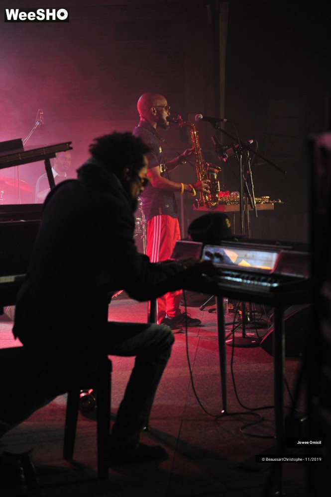10/51 photos du spectacle Jowee Omicil