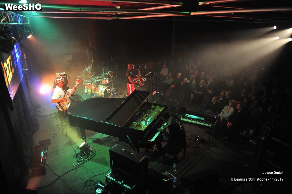 37/51 photos du spectacle Jowee Omicil
