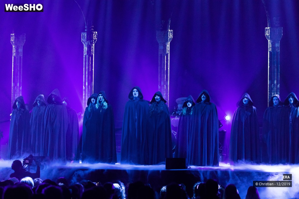 18/28 photos du spectacle ERA The Live Experience