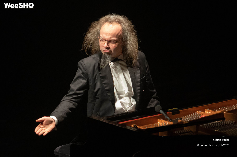 13/18 photos du spectacle Simon Fache