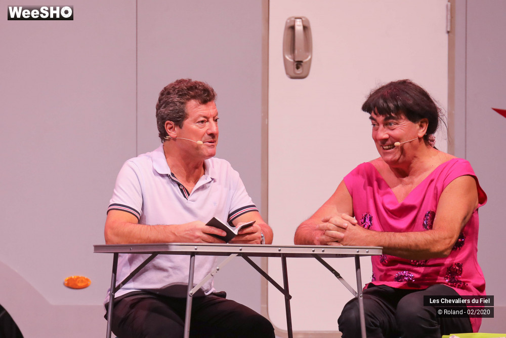 31/46 photos du spectacle Les chevaliers du fiel Camping-car forever