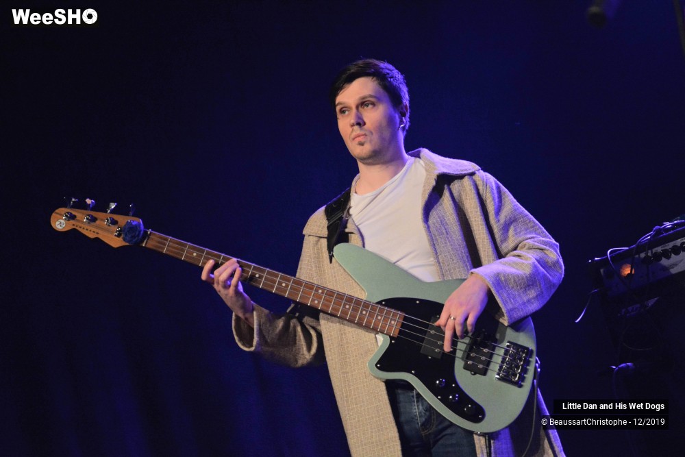 14/42 photos du spectacle Little Dan and His Wet Dogs