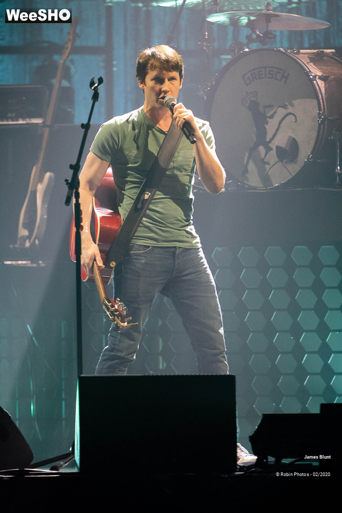 7/37 photos du spectacle James Blunt