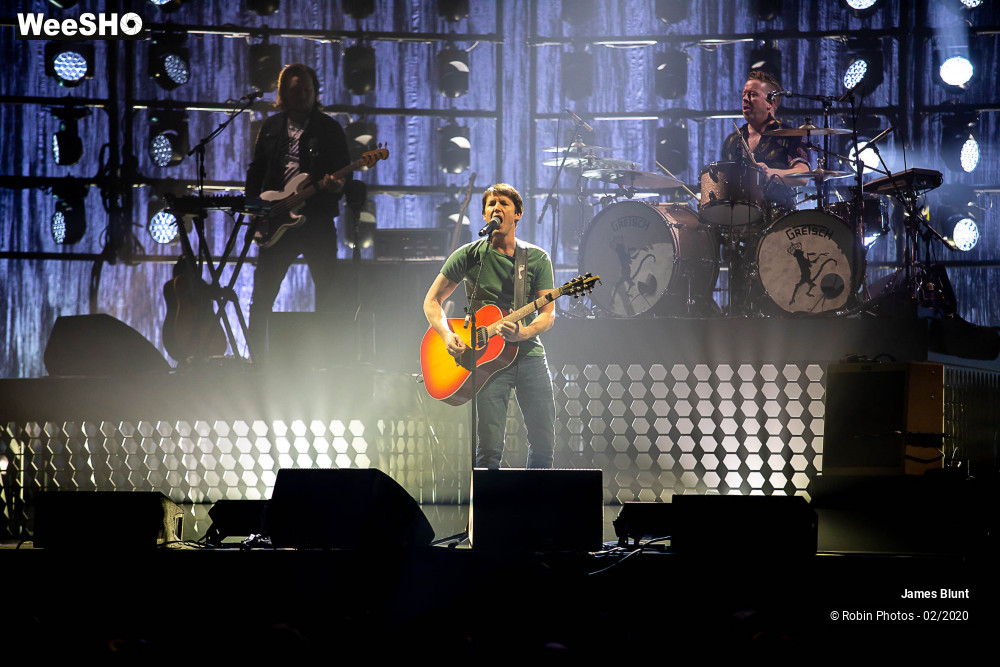 32/37 photos du spectacle James Blunt