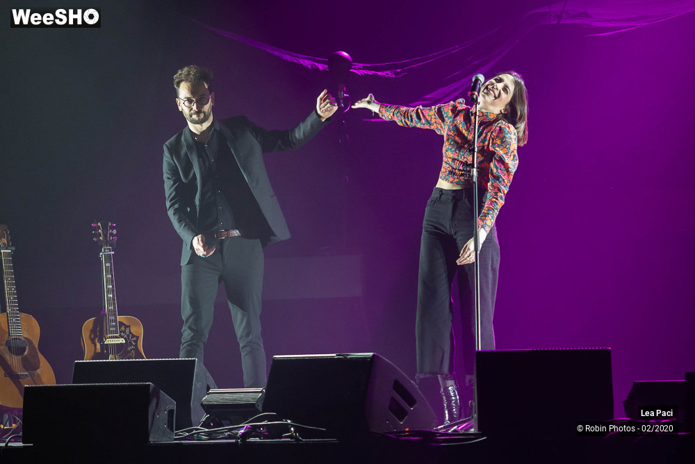 16/28 photos du spectacle Léa Paci