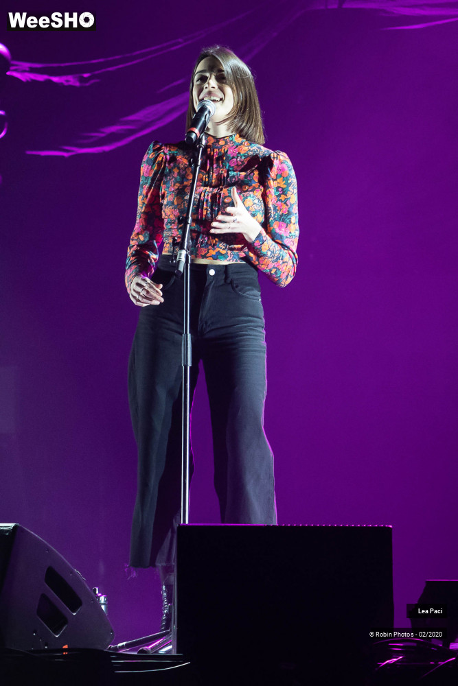 19/28 photos du spectacle Léa Paci