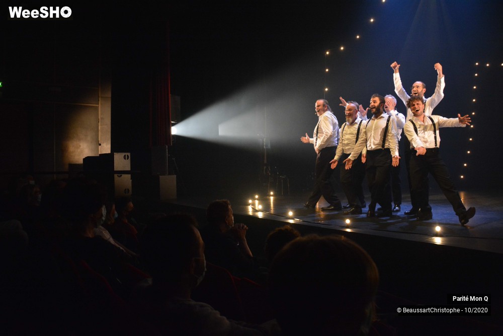 31/31 photos du spectacle PMQ-L'élégance voQale