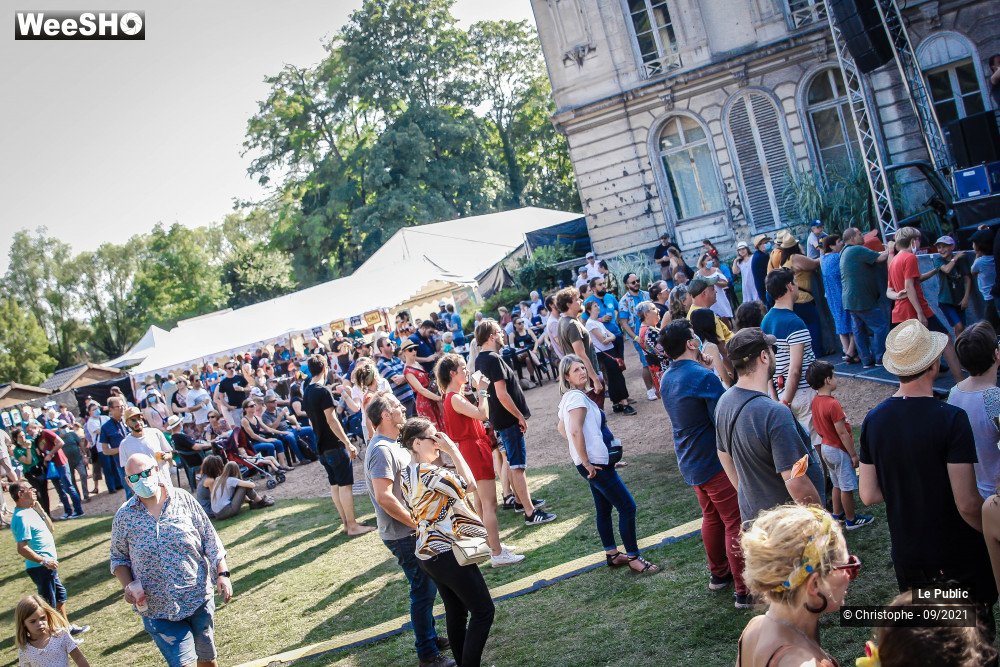 16/25 photos du spectacle Ambiance Festival Les Agités du Mélange