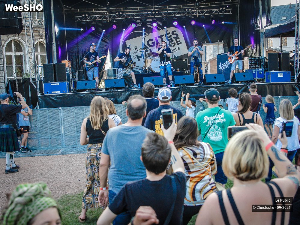 17/25 photos du spectacle Ambiance Festival Les Agités du Mélange