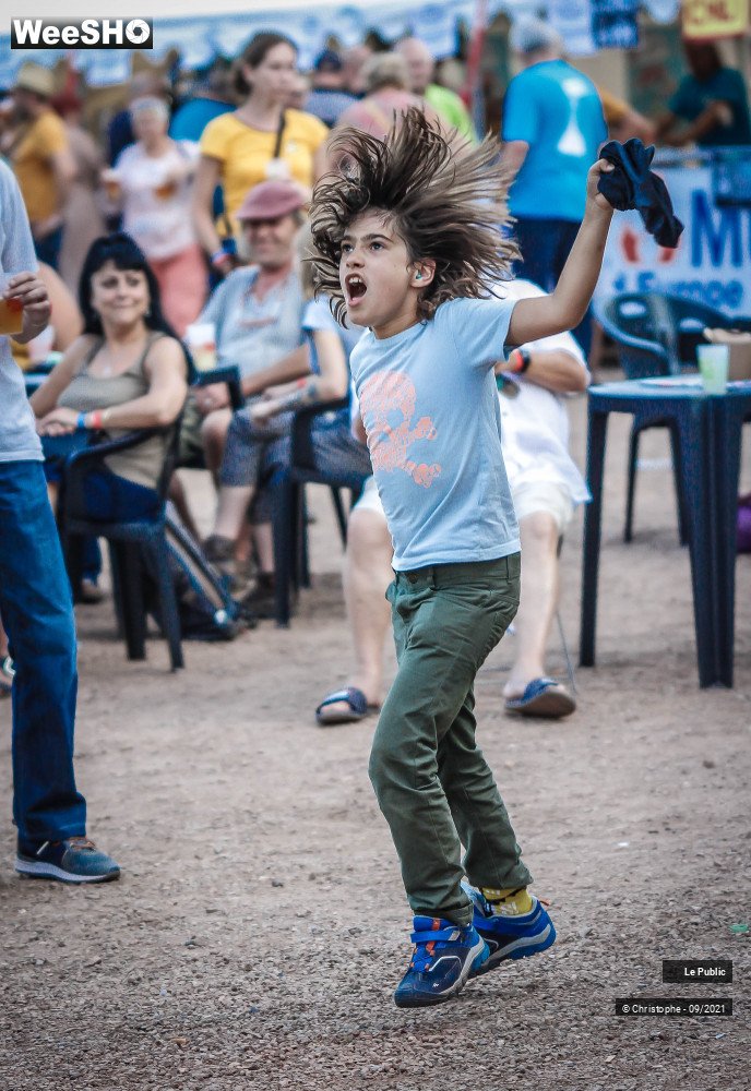 18/25 photos du spectacle Ambiance Festival Les Agités du Mélange