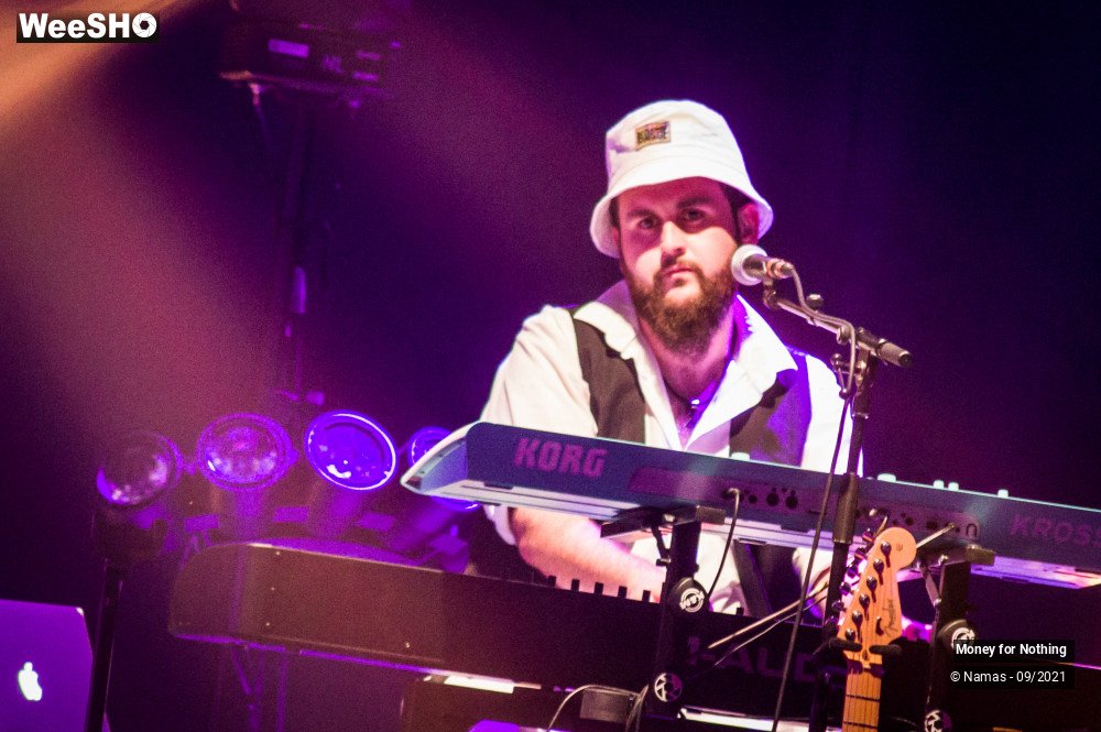 21/23 photos du spectacle Money for Nothing