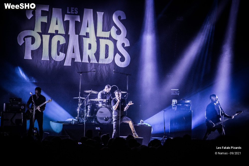 16/89 photos du spectacle Les Fatals Picards