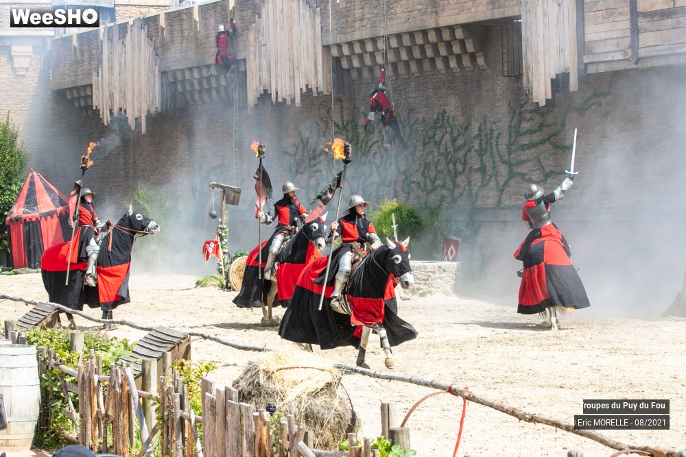 6/41 photos du spectacle Puy du Fou
