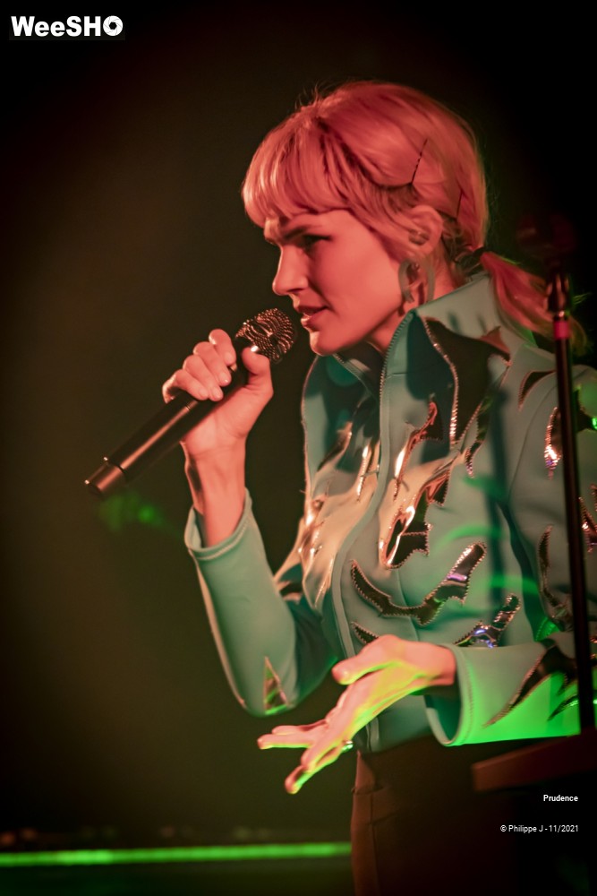 21/23 photos du spectacle Prudence