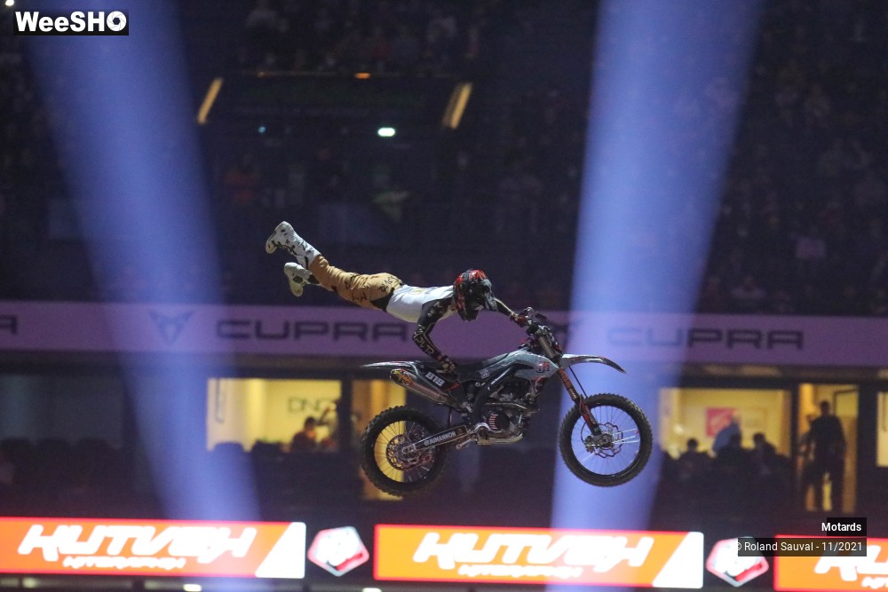 2/53 photos du spectacle Supercross Paris 2021 le FMX